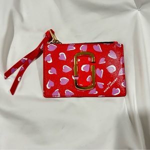 Marc Jacobs Zip Snapshot Wallet Printed Hearts